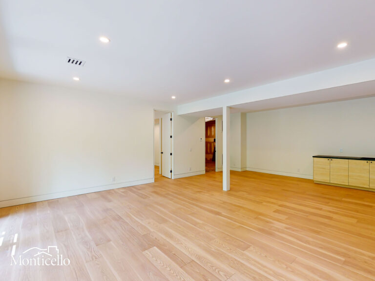 FAMILY ROOM-04
