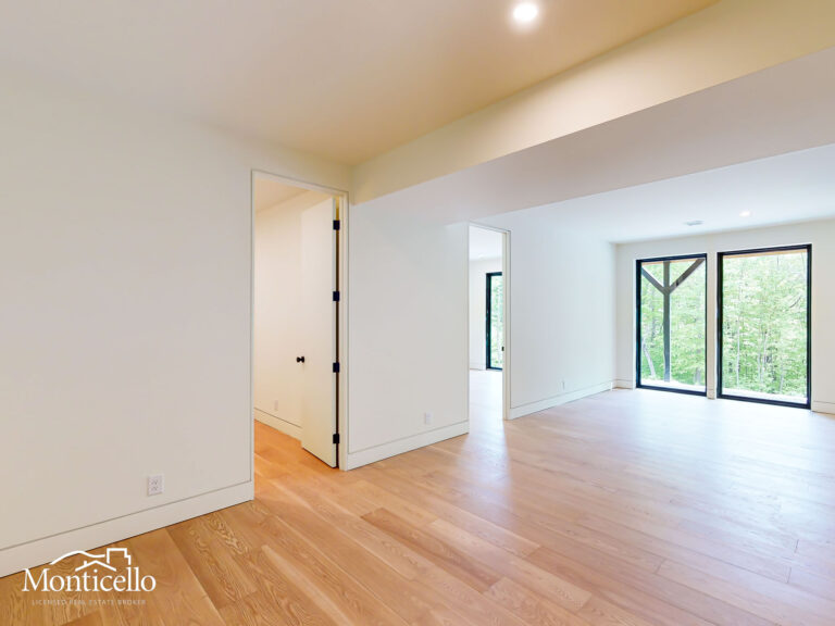 FAMILY ROOM-13