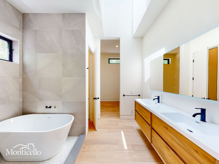 MASTER FULLBATHROOM