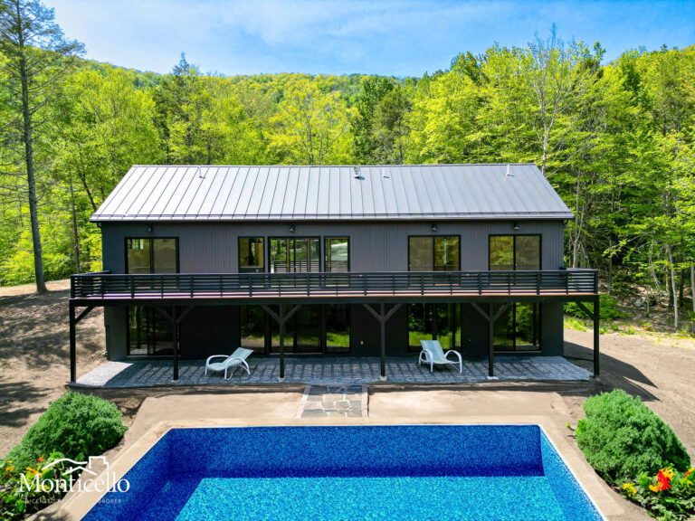 EXTERIOR-09